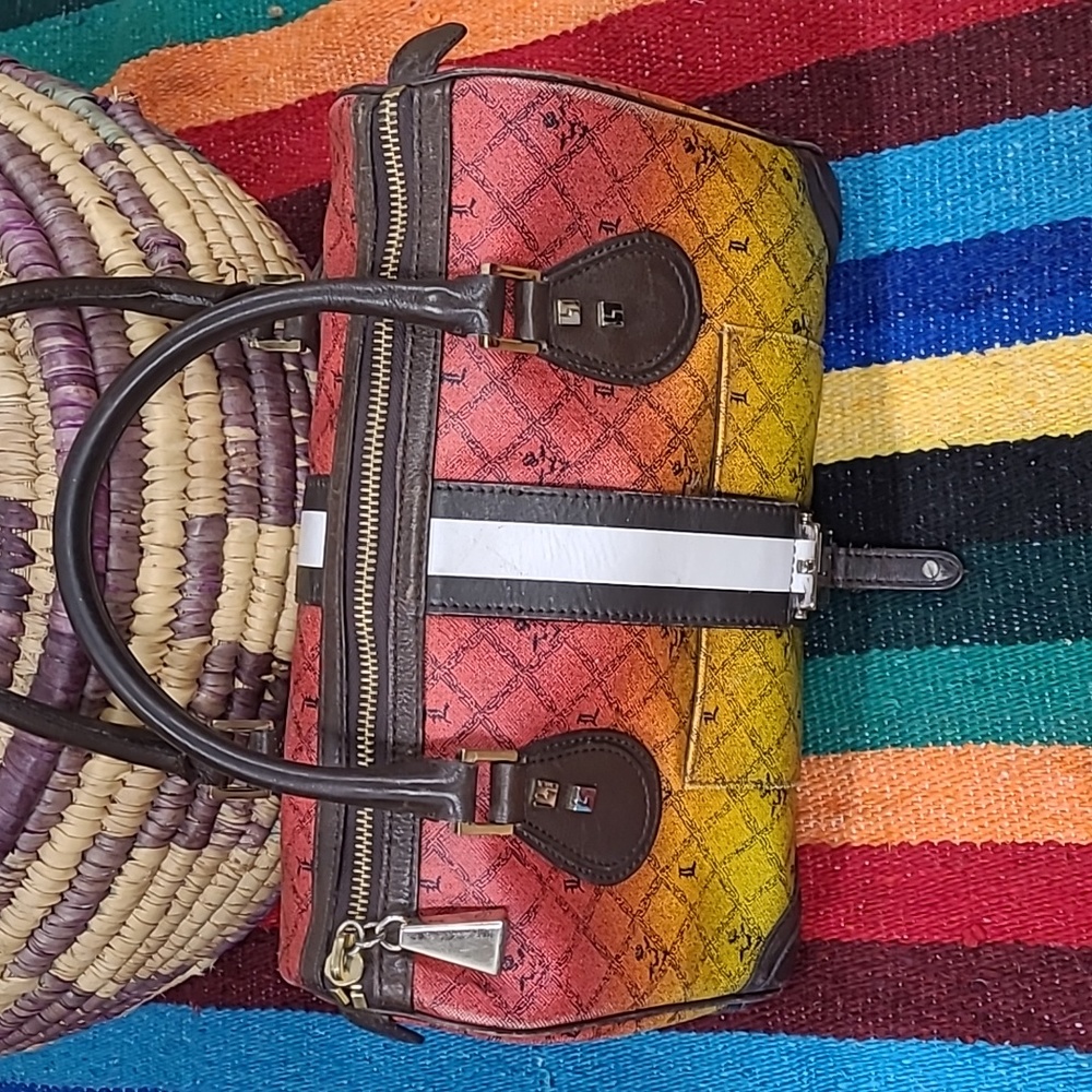 L.A.M.B. Iconic Rasta Bag Large - Picture 2 of 14